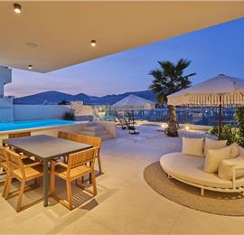 Selection of 5 bedroom seafront villas with pool on Ciovo near Trogir, sleeps 10